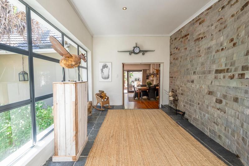 7 Bedroom Property for Sale in Somerset West Western Cape